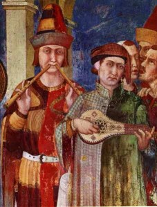 Gli abiti raffigurati da Martini sono caratterizzati dal gioco dai tessuti multicolori, dalle cuciture usate come elemento decorativo nelle rifiniture