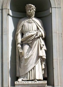 Boccaccio in camicia, tunica e mantello